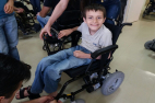 Centro de Reabilitação realiza entrega de cadeiras de rodas